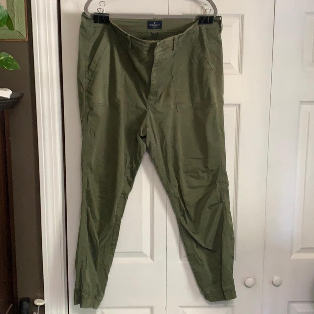 American Eagle Jogger Pants